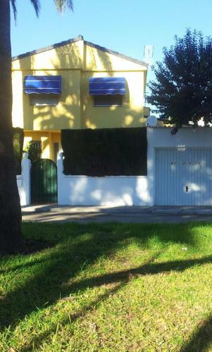 Gran Adosado En Zona Tranquila Con Piscina Privada