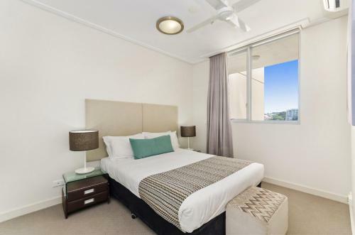 Dalgety Apartments