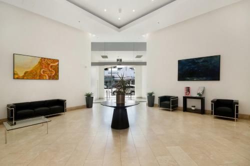 Dalgety Apartments