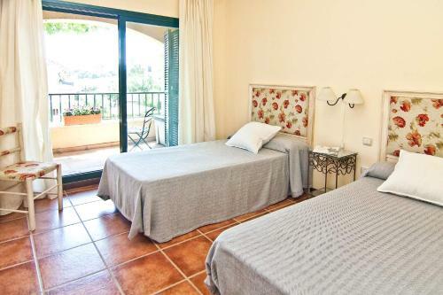 Villa Maria Your Luxury Retreat With A Quiet Pool