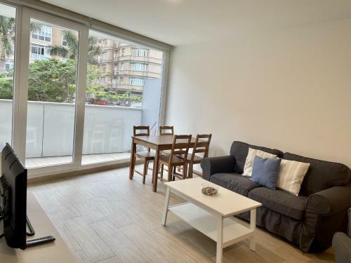 Modern Apartment In Las Canteras With Parking