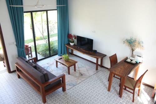 Zoneast Villa