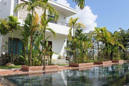 Zoneast Villa