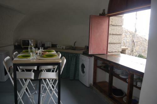 Eco Holidays Cave House Justine