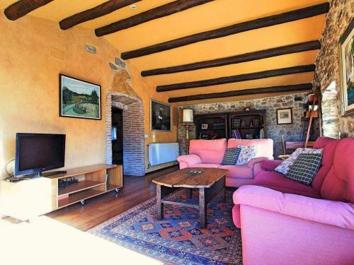 Masia With Pool And Beautiful Views Near Girona