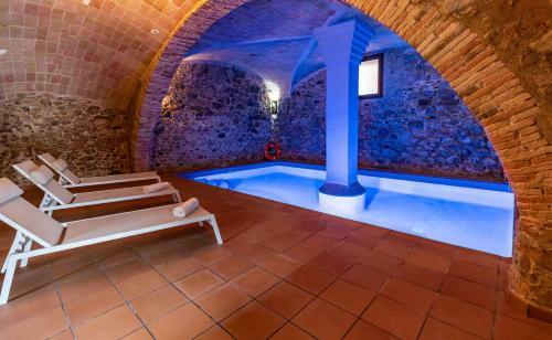 Boadella R�stic Casa Rural En El Alt Empord�