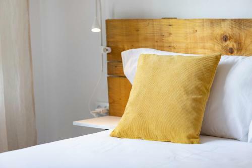 Bravissimo El Lle�, Bright 4-bedroom Apartment