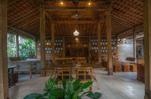 Hotel The Omah Borobudur