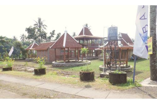 Hostal Balkondes Kembanglimus