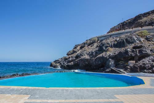 Casa Del Cueva With Stunning Ocean View