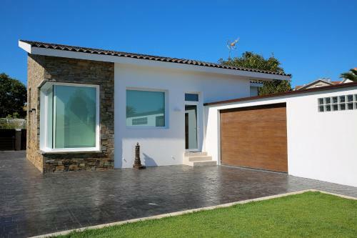 Casa Rural Con Piscina Vi�a De Millan