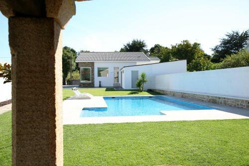 Casa Rural Con Piscina Vi�a De Millan