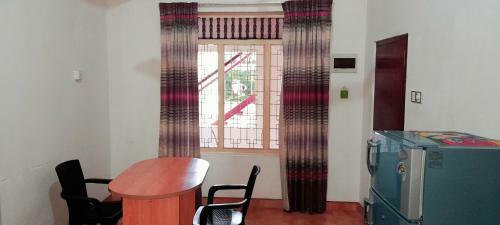 Hostal Hotel 100