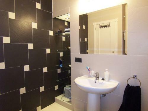 Beachview Seafront Apartment