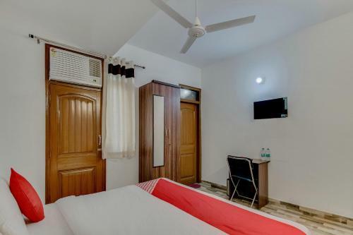 Hotel Collection O 16840 Skyheight Residency