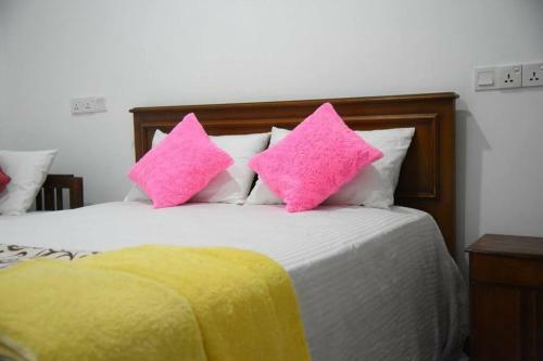 8 Bedroom Villa With A Pool In Downsouth,sri Lank