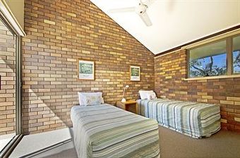Aparthotel Glen Eden Beach Resort