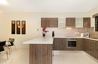 Aparthotel Glen Eden Beach Resort