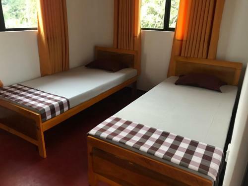 Abeyrathna Home Stay