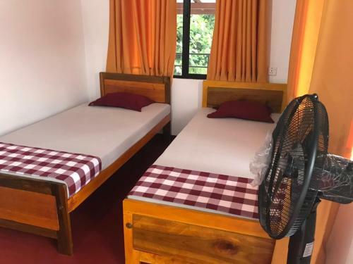 Abeyrathna Home Stay
