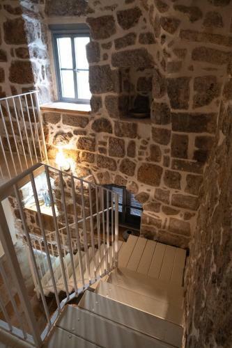 Duplex Apartment In Old Acre - One Thirty One