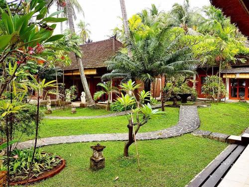 The Ning Beach Front Villa