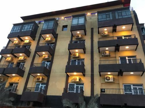 Castle Hotel
