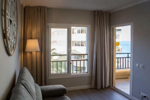 Beachfront Apartment In Fuengirola New