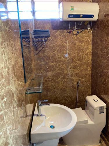 Apartamento C?n Nh� M�u T�m