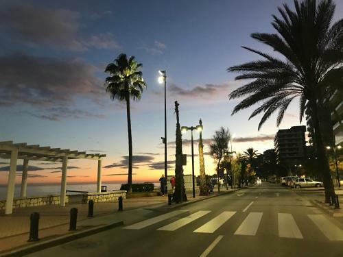 25-modern Apartment In Paseo Maritimo, Fuengirola!