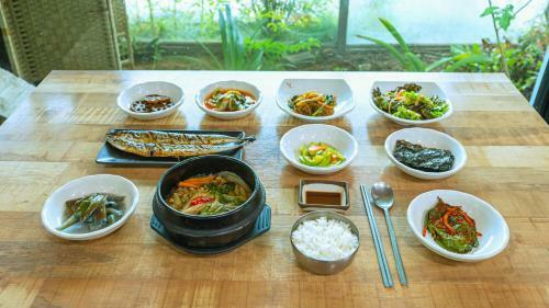 Songrim Hanok Pension