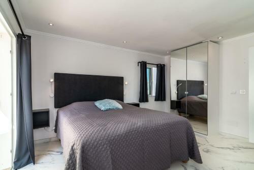 Top Renovated Villa With Sea-view And Heated Pool