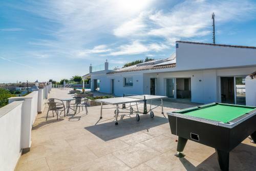 Top Renovated Villa With Sea-view And Heated Pool