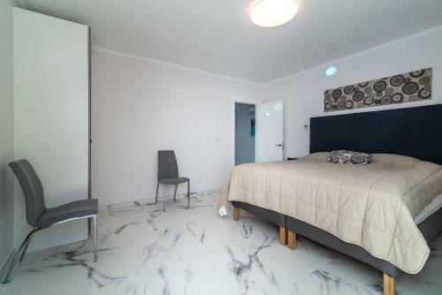 Top Renovated Villa With Sea-view And Heated Pool