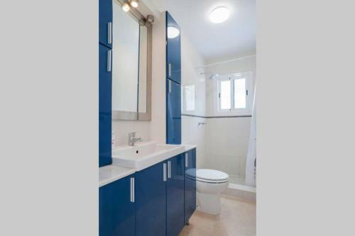 049 - Modern & Spacious Holiday Villa With Private Pool