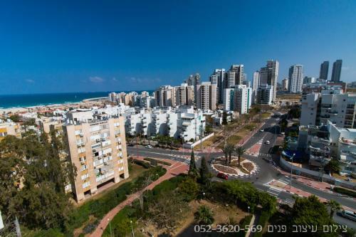 Apartment 5 Minutes From The Sea