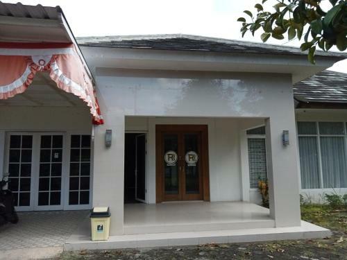 Hotel Oyo 90971 Rrr Guesthouse