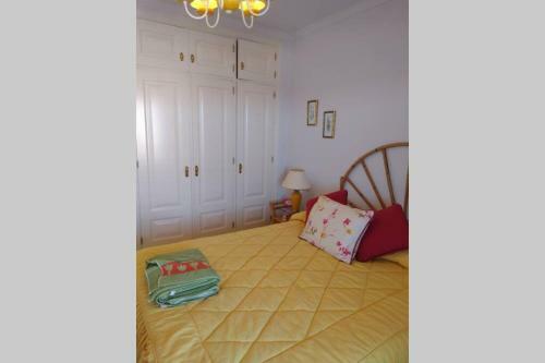 Apartamento En Urbanizaci�n Primera L�nea de Playa