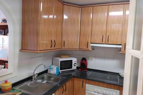Apartamento En Urbanizaci�n Primera L�nea de Playa