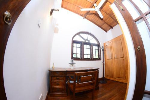 Hostal Sandy's Villa Hiriketiya