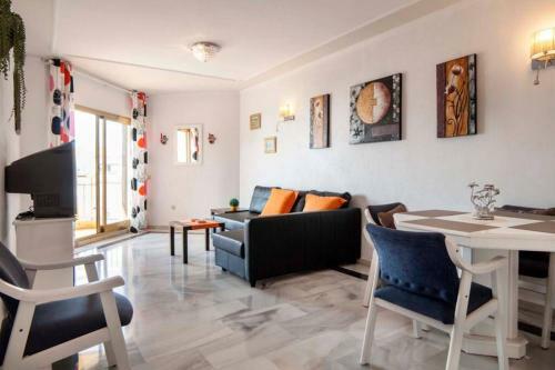 Apartamento Fuengirola , Beach, Centre ,balcony With Seaview, For 4 Persons