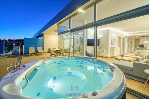 Apartamento Weforyou Penthouse B Med One With Jacuzzi Higuer�n