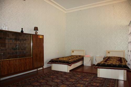 Hostal Yokub Guest House