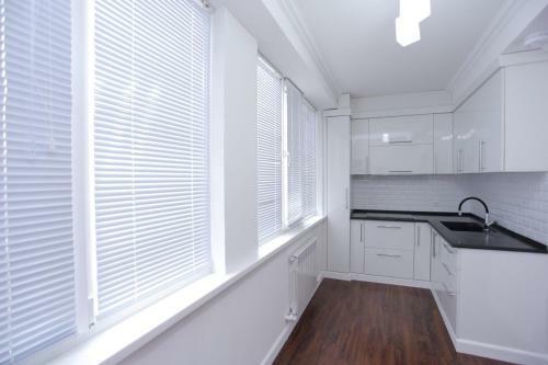 Overlooking Registan Square Luxury 2 Bedrooms Apartment