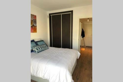 Bonito Y Pr�ctico Apartamento Cerca De La Playa