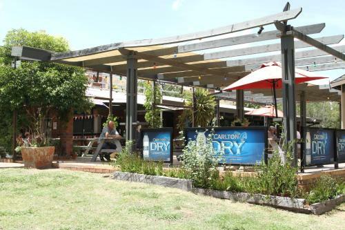 Bonnie Doon Hotel Motel