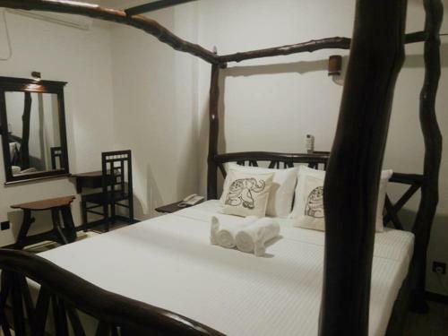 Radin Pearl Hotel & Beach Club