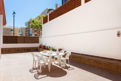 Los Boliches Beach Apartment By Ghr Rentals