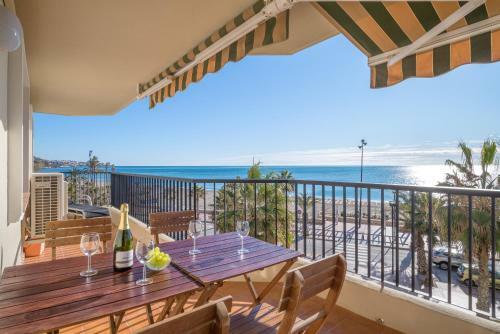 Beachfront Apartment With Sea View