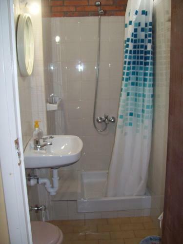 Hostal Pensi�n Los Pinos Gij�n